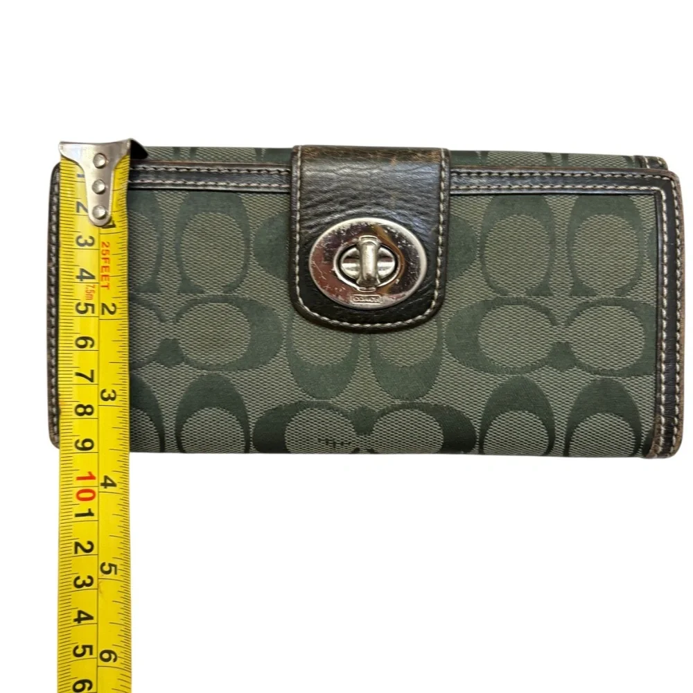 Coach vintage y2k signature dark green long turnlock wallet - Picture 7 of 13